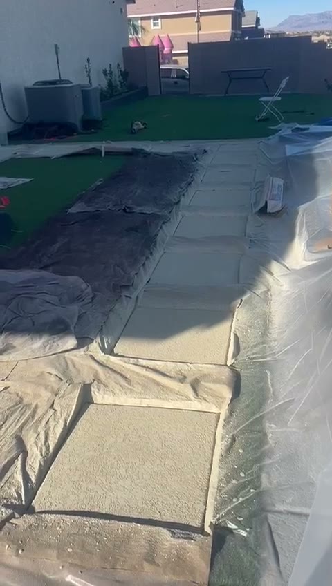 Walkway pour, crew on site